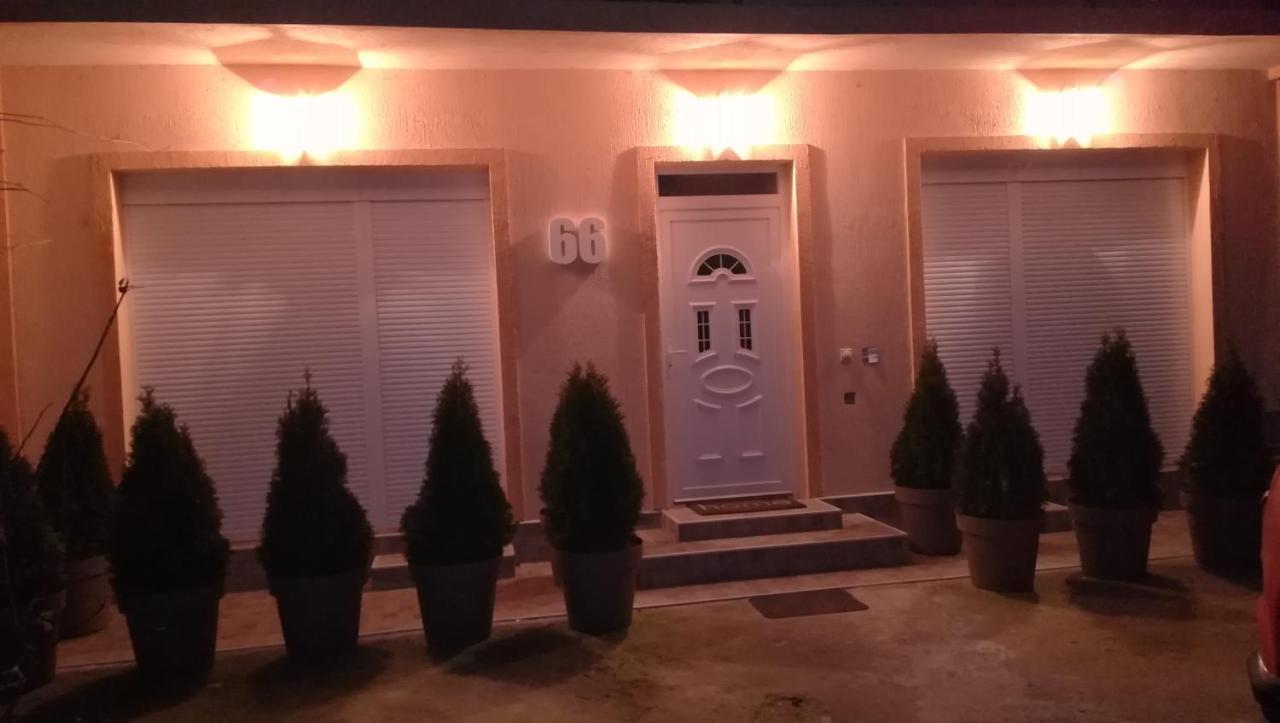 M4U Apartments Ni Exteriér fotografie